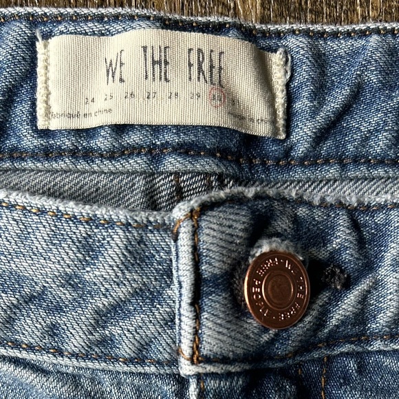 We The Free Cropped Flared Jeans, Woman’s Size 30 - Picture 3 of 10